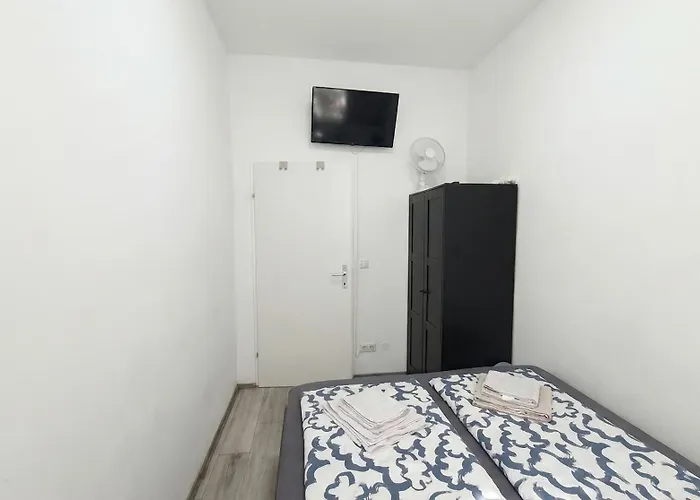 Διαμέρισμα 15 Min To Center - Affordable & Simple 5br With Wifi Βιέννη