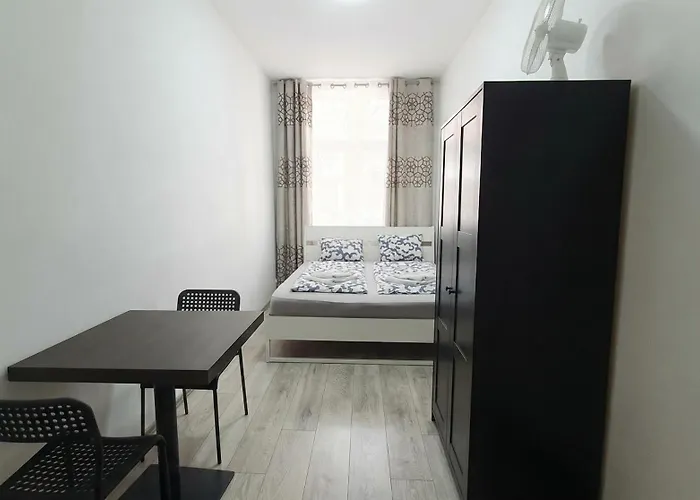 15 Min To Center - Affordable & Simple 5br With Wifi * Βιέννη